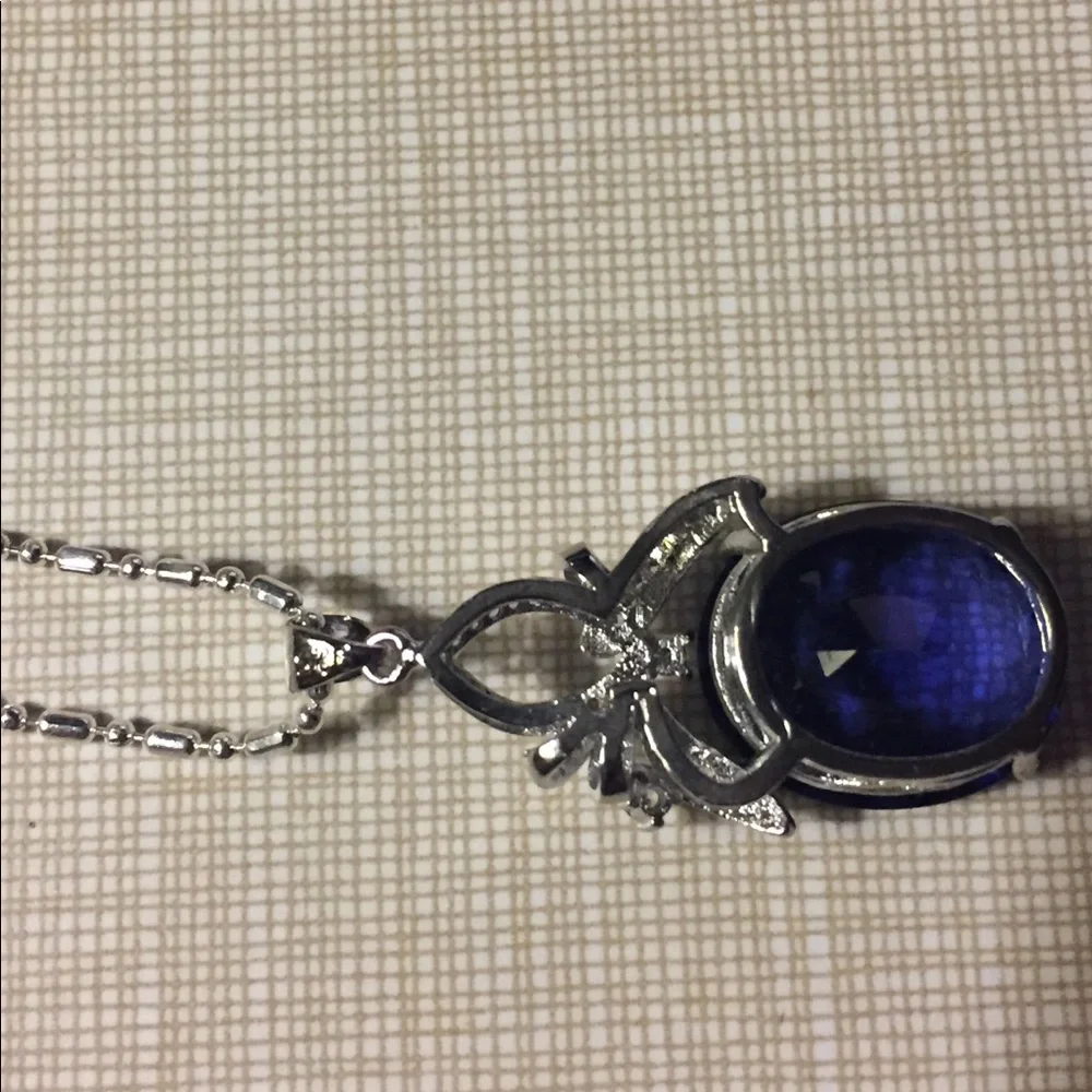 Beautiful gorgeous purple Iolite w/Topaz Pendant NECKLACE - Picture 6 of 8